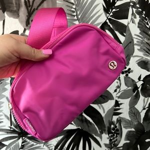 Sonic pink Lululemon Belt Bag